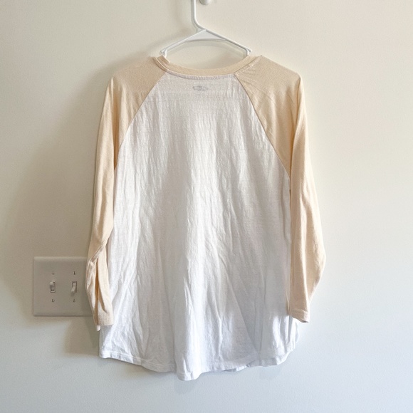 Old Navy Raglan Tee - Picture 6 of 6
